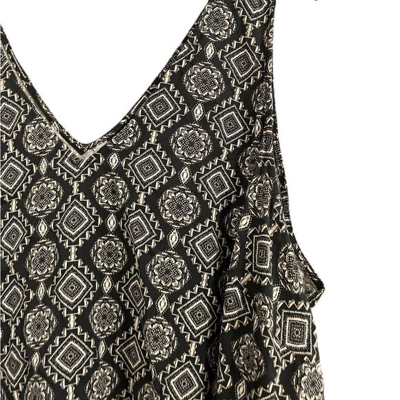 Torrid Women's Challis Stitch Detail Sleeveless Blouse 4X - Picture 4 of 7